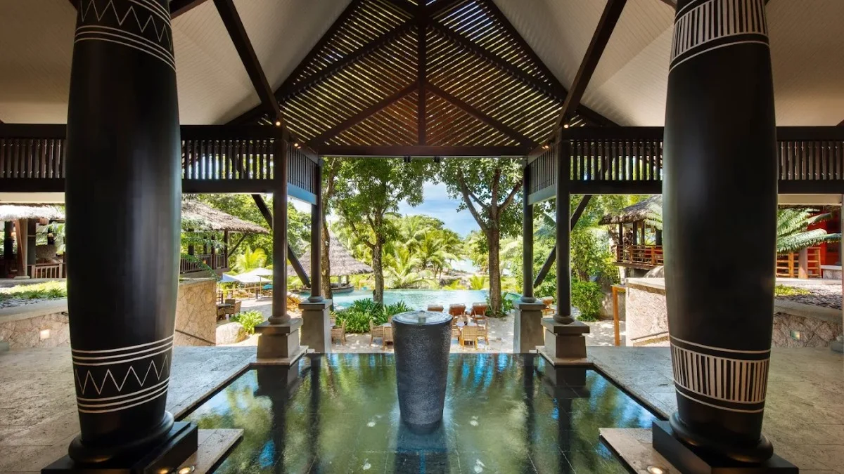 Praslin at Leisure